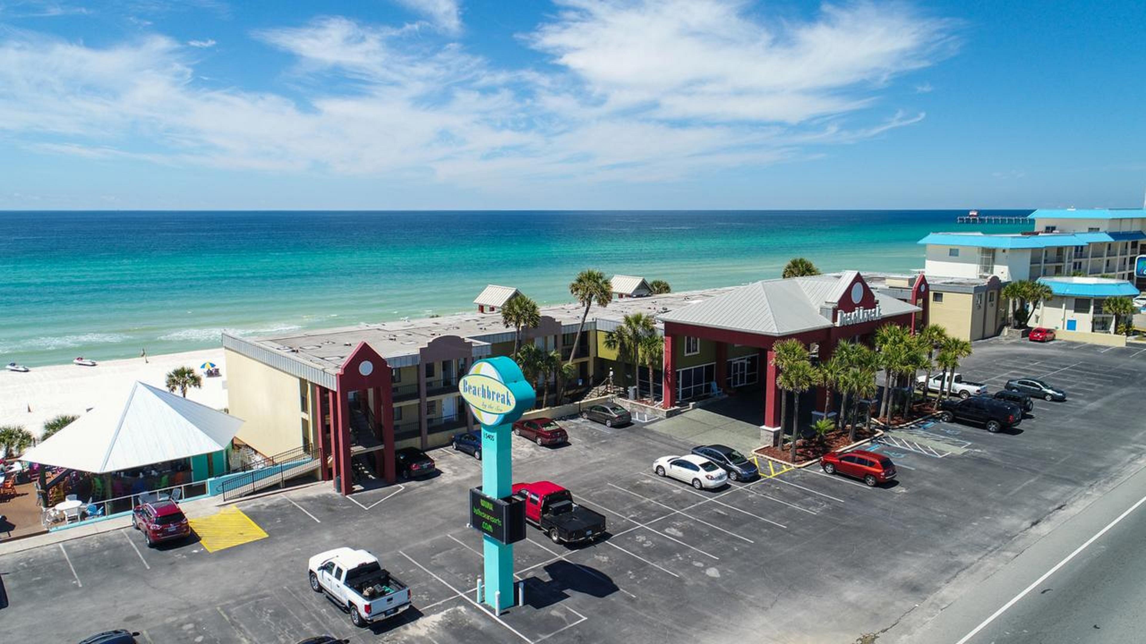 Ramada By Wyndham Panama City Beach / Beachfront Екстериор снимка